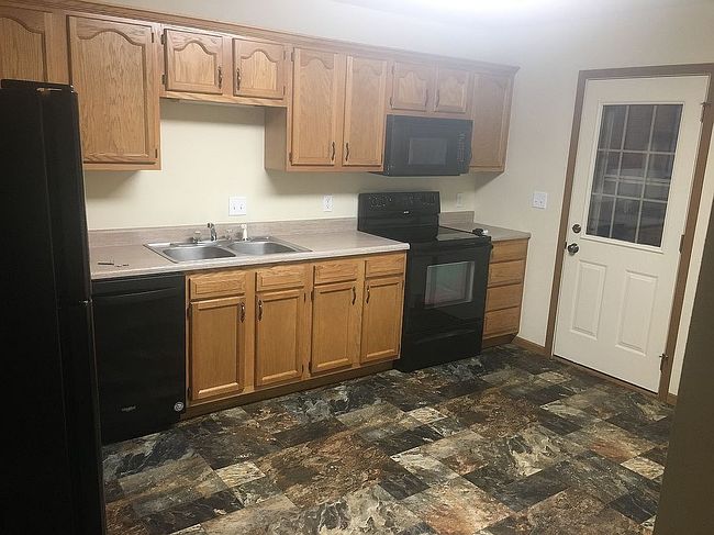Image of 44 Chippewa Ct
