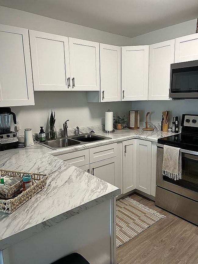 Image of 3600 Thomas Dr Apt D108