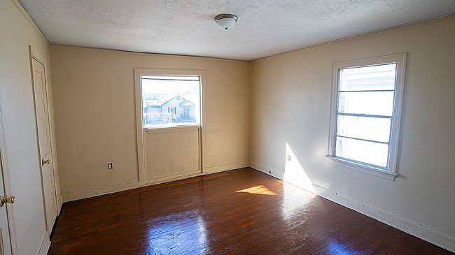 Image of 214 Sunny Lane Dr