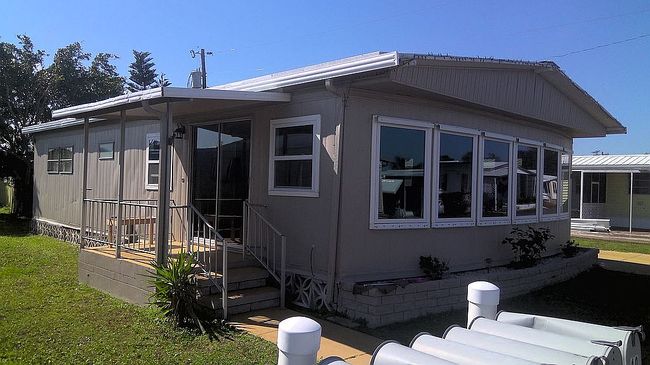 Image of 15 Kingsport Ave