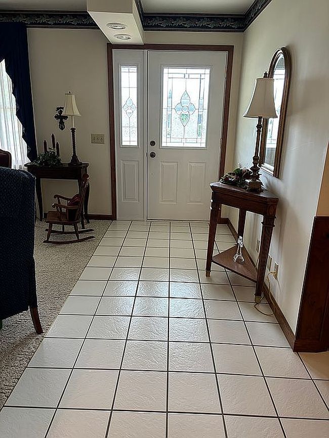 Photo of 415 Highview Dr, Brownstown, IN