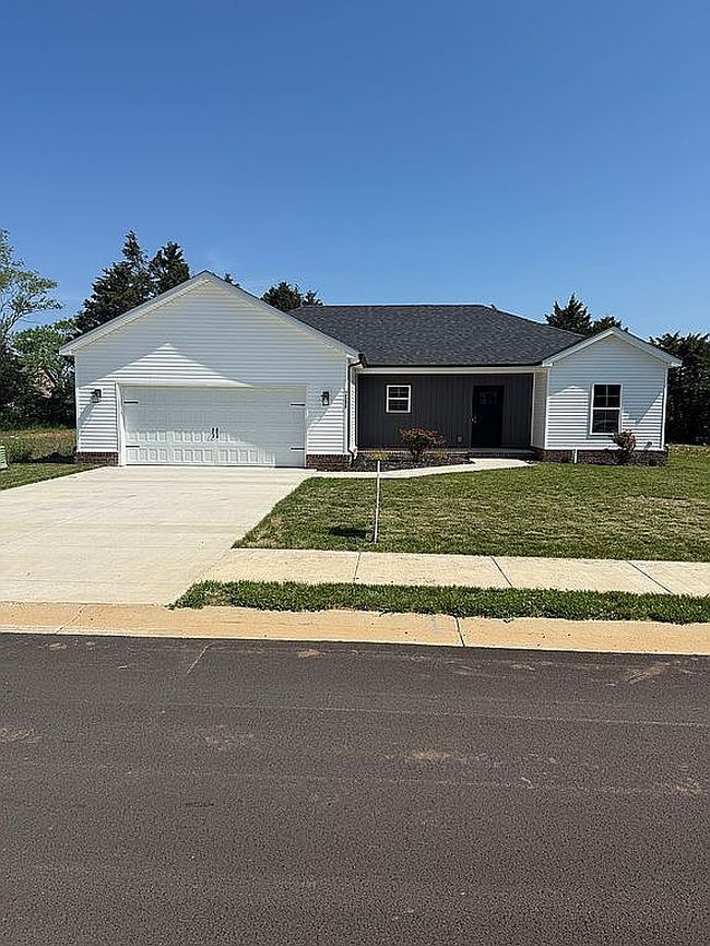 Image of 2586 Cedrus Ave