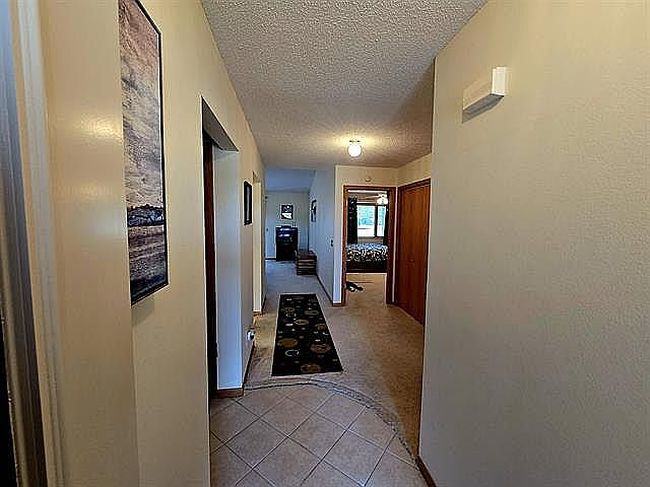 Photo of 1613 11th Ave W, Spencer, IA