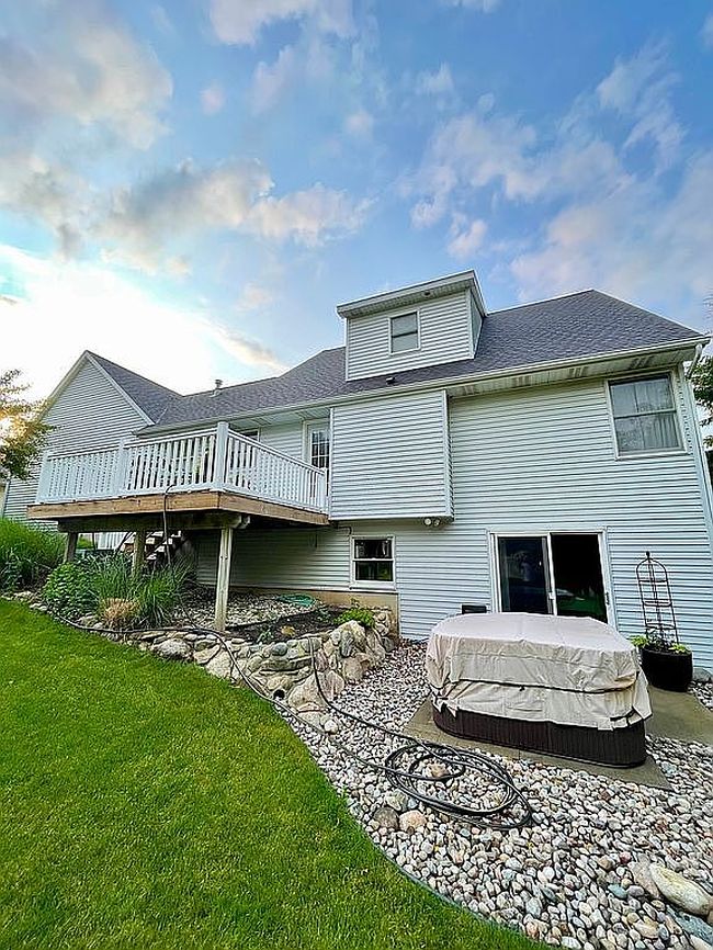 Photo of 1180 Harvest Moon Way, Saint Johns, MI