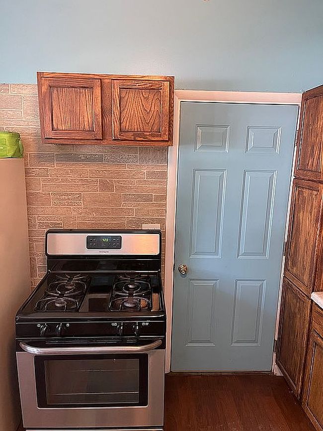 Photo of 4921 Burchfield Ave, Lansing, MI