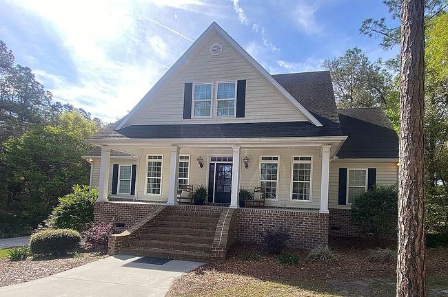 Photo of 1327 S River Oaks Dr, Blackshear, GA
