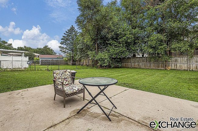 Photo of 3001 N Michigan Ave, Davenport, IA