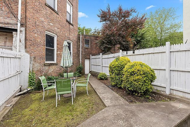 Photo of 342 Carroll St, Brooklyn, NY
