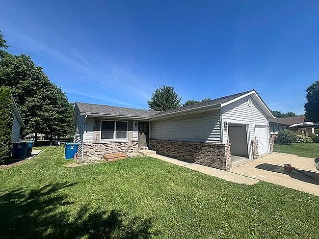 Photo of 70 Sunset Dr