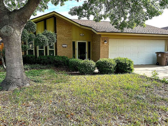 Image of 3916 Driftwood Dr