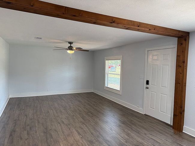 Photo of 6545 W Pine Mill Rd, Paris, TX