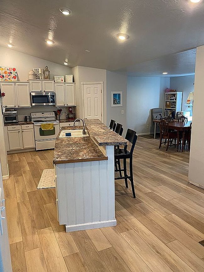 Photo of 715 Pine St, Filer, ID