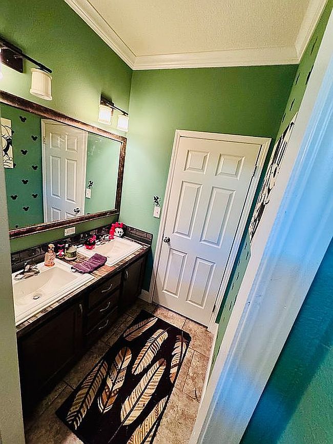 Image of 725 Bardin Rd