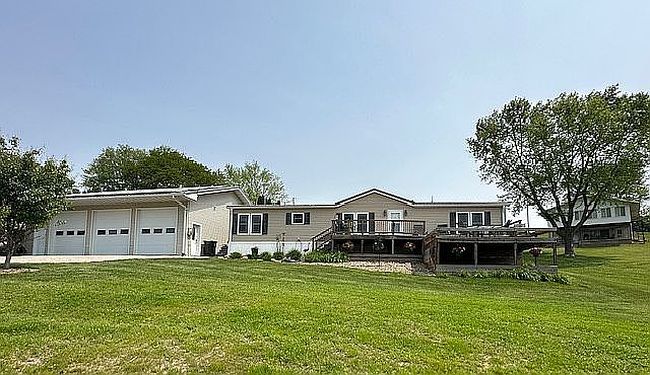 Image of 299 Center Point Dr