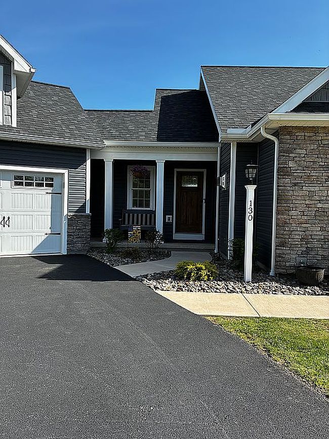 Additional photo 2 of property located at 130 Oak Rd