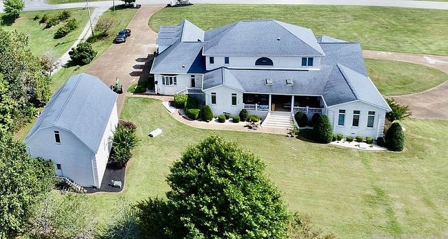Photo of 323 Harmon Rd