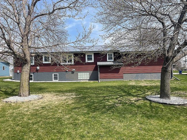 Image of 203 B Ave