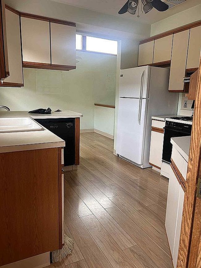 Photo of 2863 Burnside St, Akron, OH