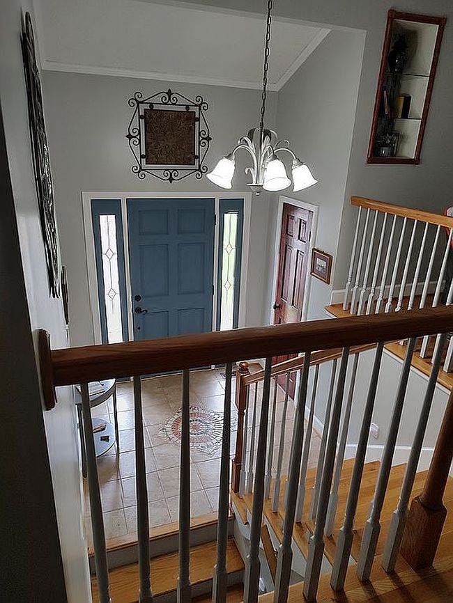 Image of 125 Lakeview Dr