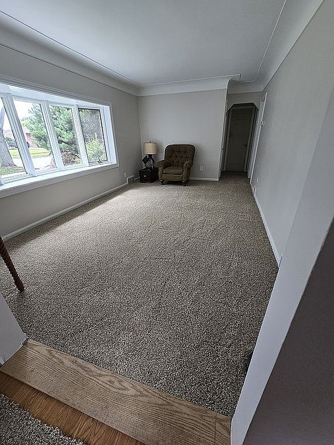 Photo of 22925 Euclid St, Saint Clair Shores, MI