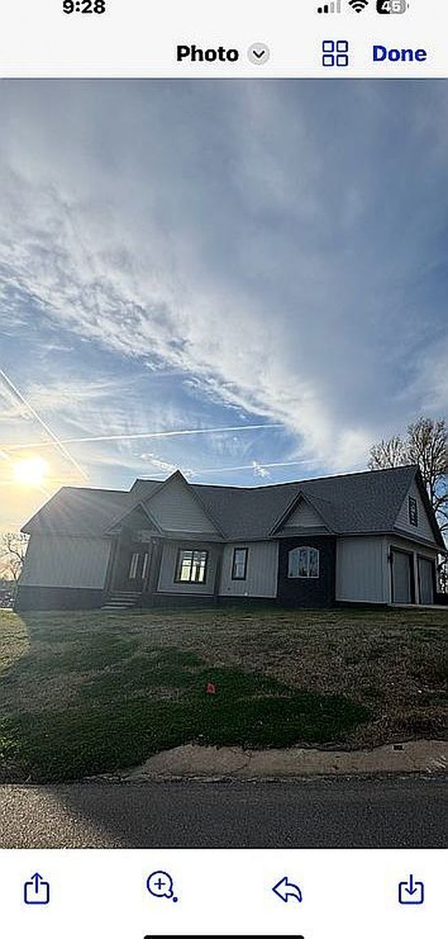 Image of 1310 Bridges Ave E