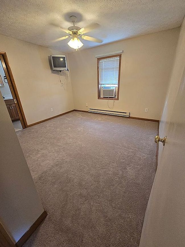 Photo of 68 Strollers Ln, Waynesville, NC