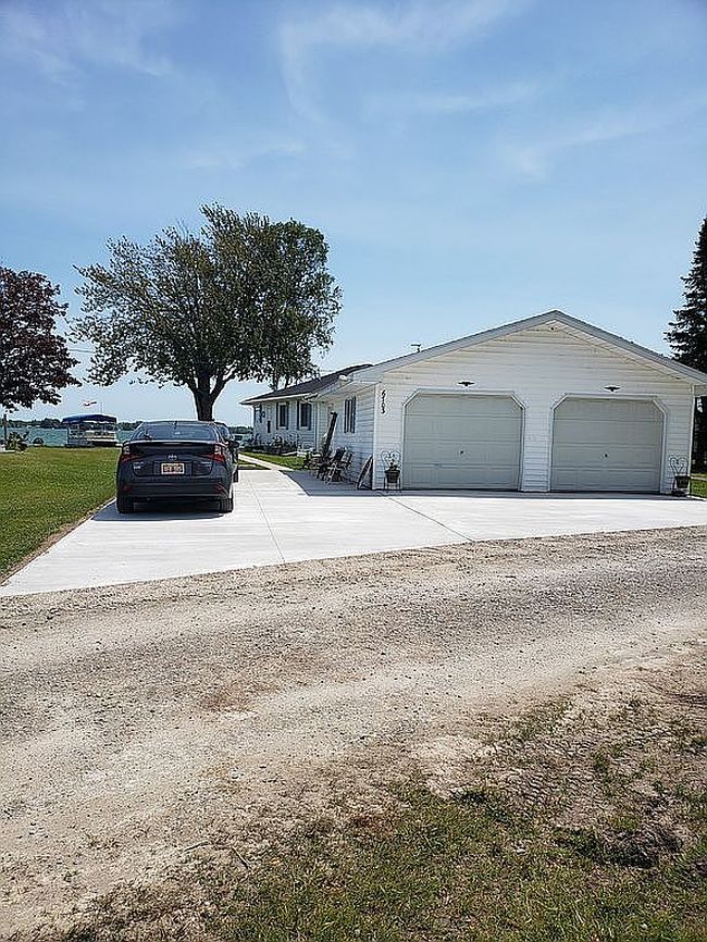 Image of 6703 Cedar Point Rd