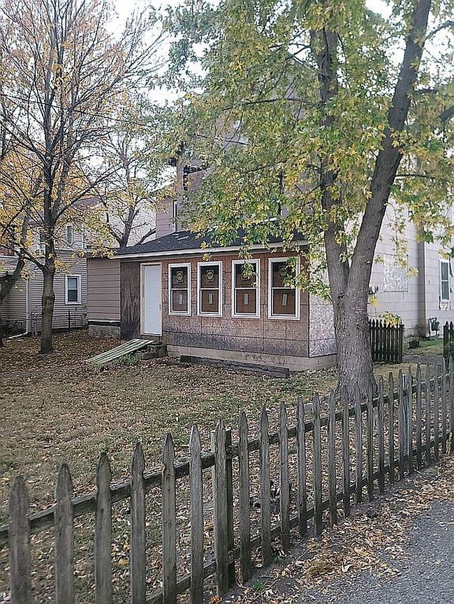 Image of 133 S Center St
