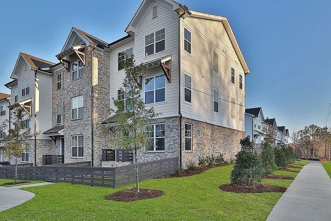 Photo of 3764 Sage Park Way, Suwanee, GA