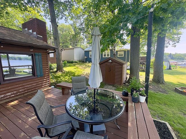Image of 1179 Lakeshore Dr