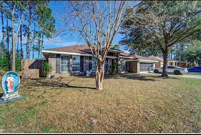 Image of 38 Red Mill Dr