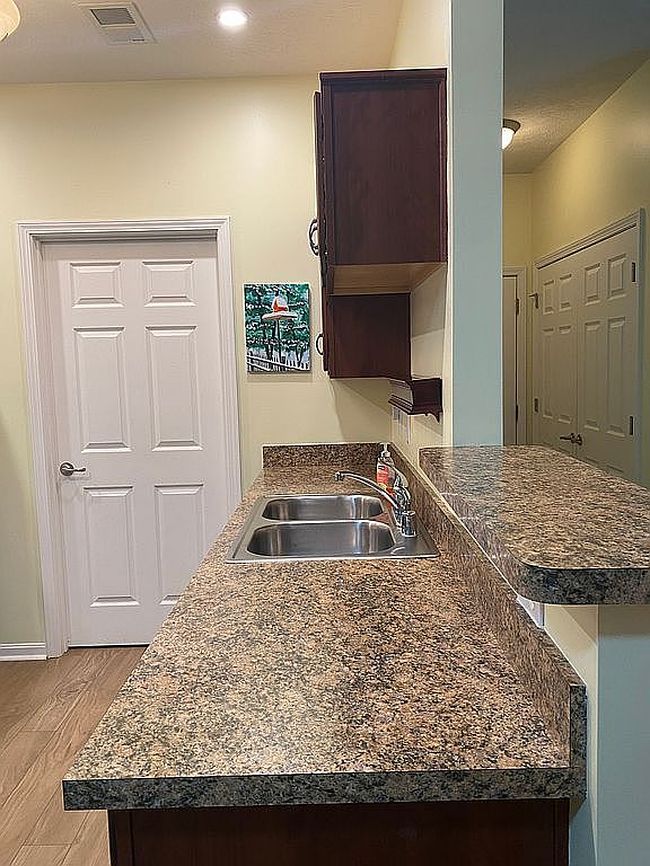 Photo of 9901 Club Springs Way Unit 102, Louisville, KY