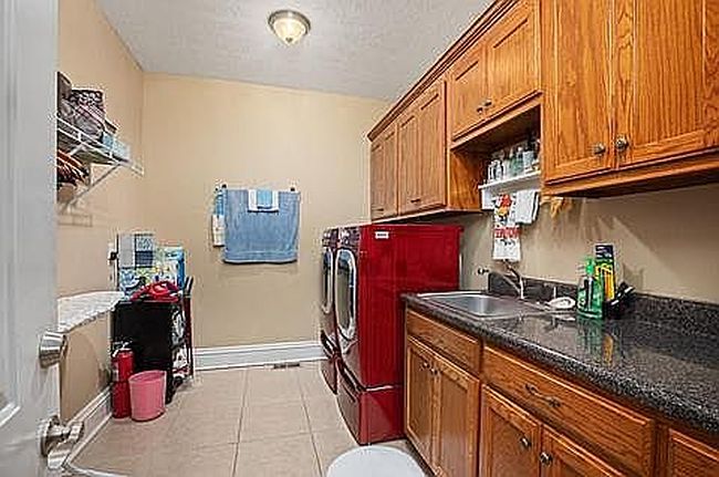 Photo of 2049 Liebengood Rd, Goodlettsville, TN