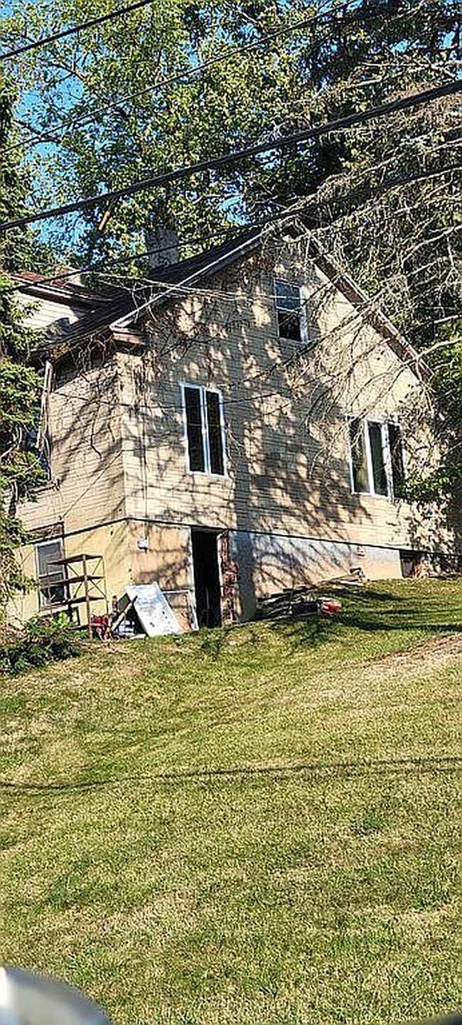 Image of 452 Old Pike St