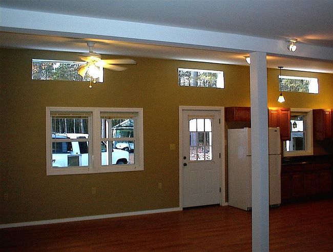 Image of 8 Spruce St
