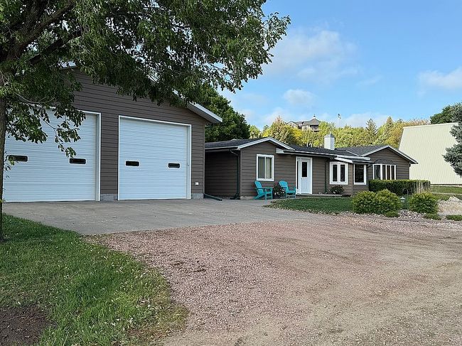 Photo of 5616 2nd St, Crofton, NE
