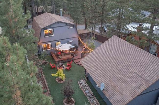 Preview of property located at 40138 Hillcrest Dr