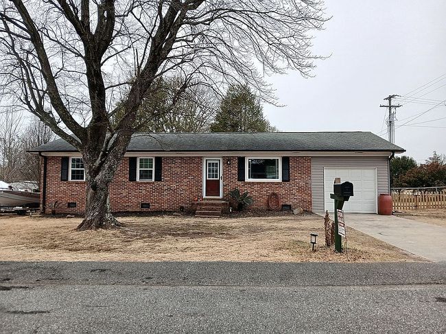 Image of 207 Irving St