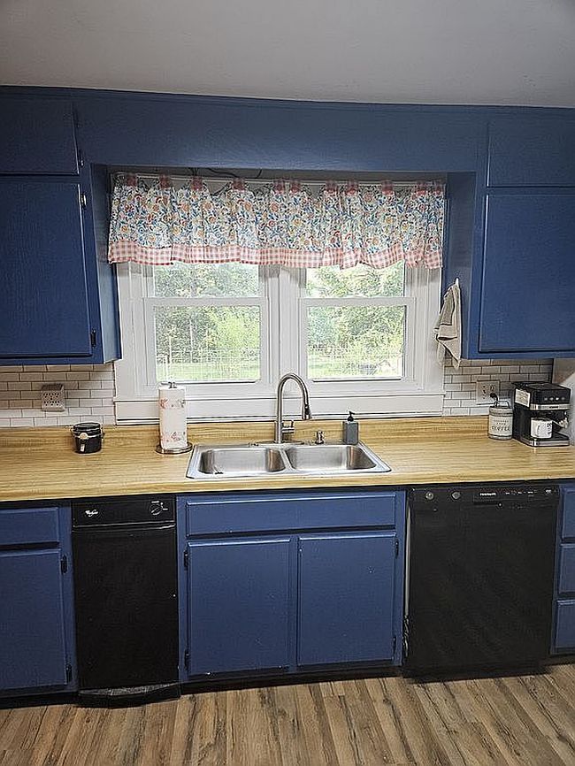 Photo of 98 County Road 518, Como, MS
