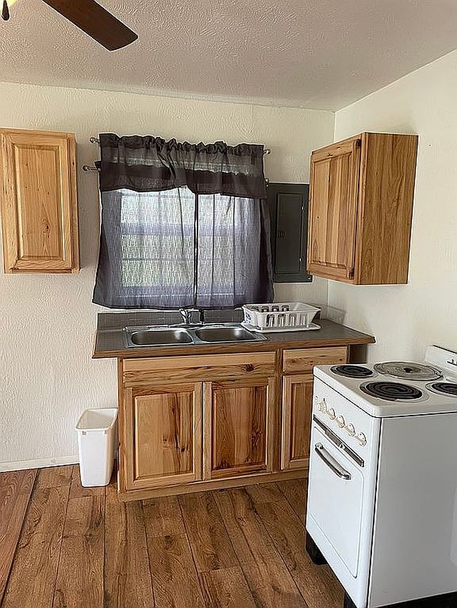 Image of 224 State St