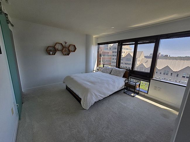 Photo of 127 Greyrock Pl Apt 1112, Stamford, CT