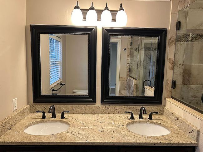 Additional photo 3 of property located at 4808 W Longfellow Ave