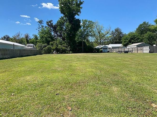 Photo of 33434 Woodlands Dr, Lillian, AL