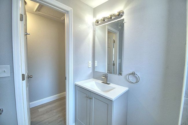 Preview of property located at 618 Booker Ave