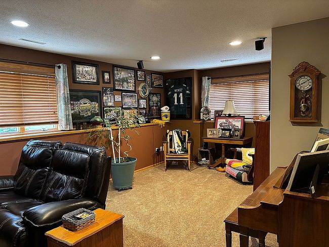 Image of 1567 Woodridge Ln
