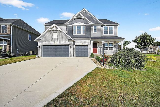 Photo of 8960 Leatherleaf Dr, Columbia Station, OH