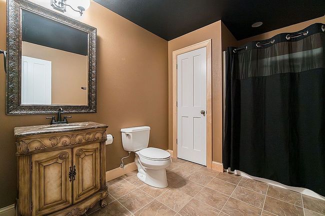 Photo of 3270 Mulberry Dr, Marion, IA
