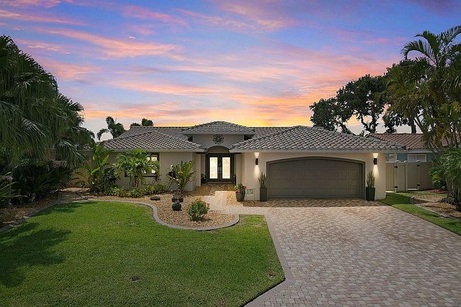 Image of 725 Capri Blvd