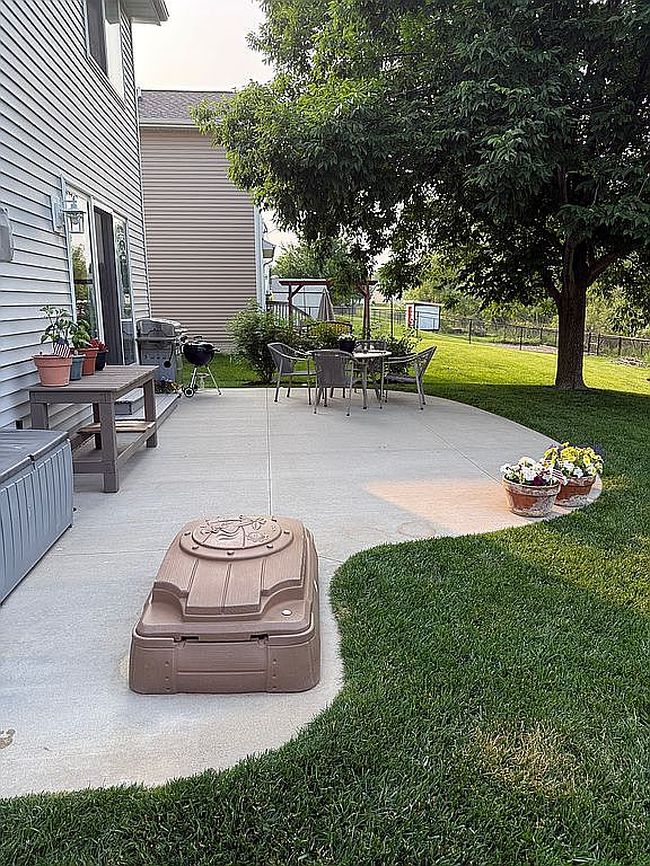 Photo of 2955 Abbey Rd, Marion, IA
