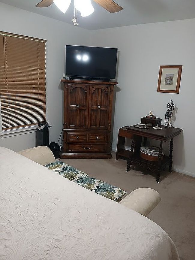 Image of 117 Greenbriar Dr